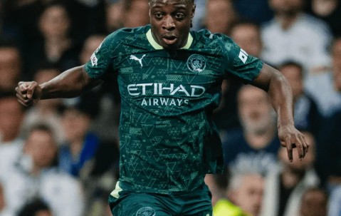 开云APP-多库本场累积带球推进303米，7次过人，对抗23胜12