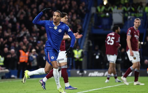 kaiyun-佩德罗谈戴帽：这是梦幻般的夜晚 詹姆斯让我在球迷面前跳桑巴