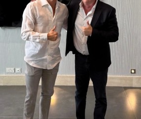 开云下载-摩根Ins为C罗庆生：史上最伟大的球员，也是个无比真诚的人